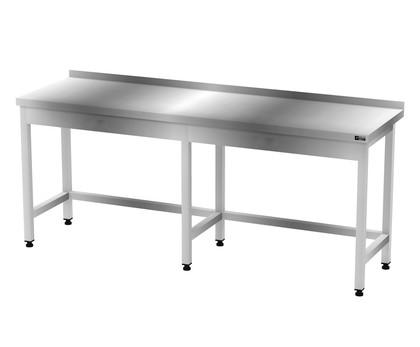 Nerezový pracovní stůl s délkou více než 2000 mm